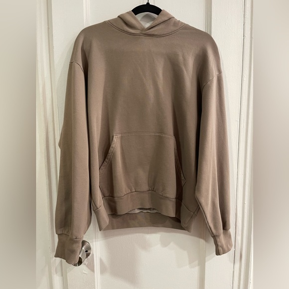 TNA Tops - NWOT Aritzia TNA Hoodie in Taupe